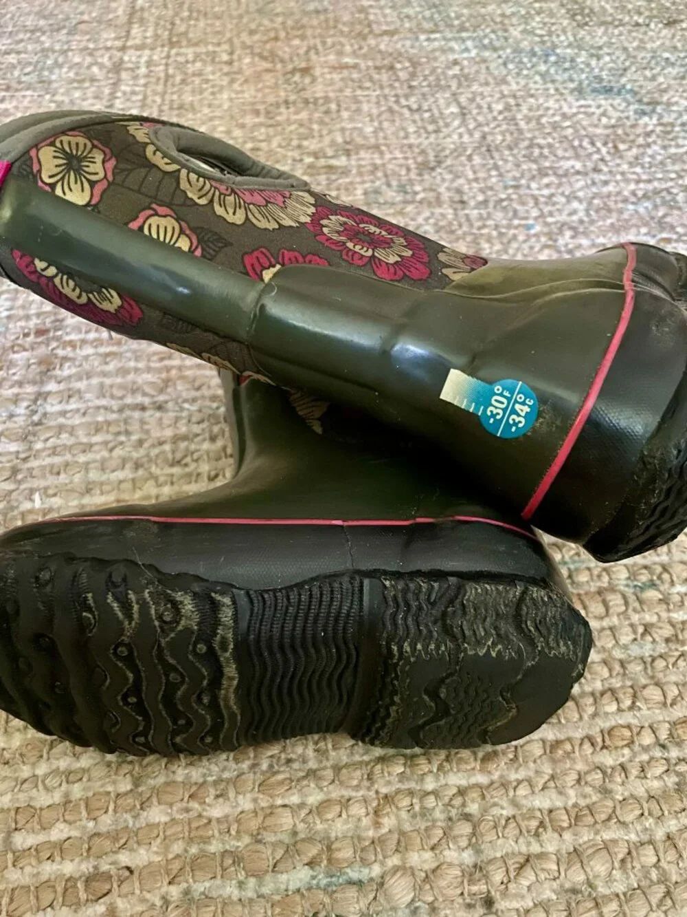 Bogs Classic Pansy Floral Girls Size 8 Floral Waterproof Thermal Insulation Boot